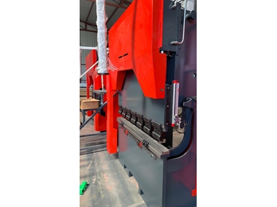 2100 mm (60 Ton) Press Brake - 3