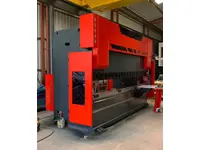 Presse plieuse de 2100 mm (60 tonnes)