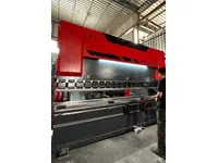 Presse plieuse 4100 mm (120 tonnes)