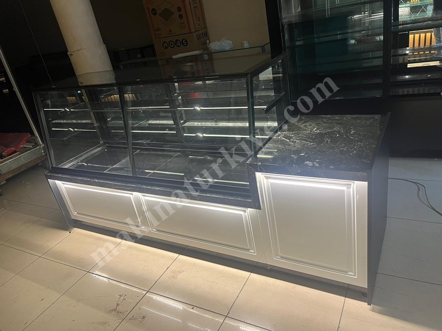 Dijital Termostatlı Börek Tatlı Kuru Yaş Pasta Dolabı