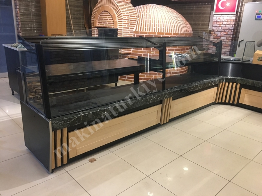 Otomatik Defrost'lu Kuru Yaş Pasta Dolabı
