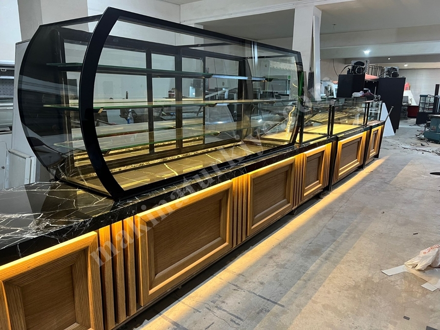 Otomatik Defrost'lu Kuru Yaş Pasta Dolabı
