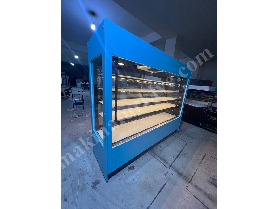 Led Aydınlatmalı Kuru Ve Yaş Pasta Dolabı