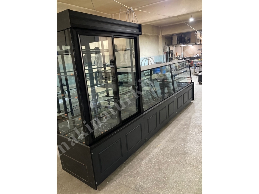 Led Aydınlatmalı Pvc Kaplamalı Börek Poğaça Ve Pasta Dolabı