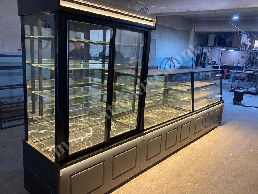 Led Aydınlatmalı Pvc Kaplamalı Börek Poğaça Ve Pasta Dolabı