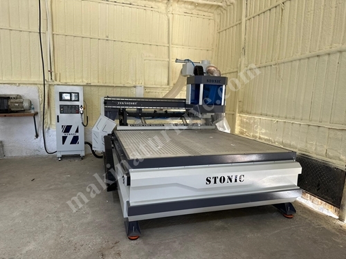 2100x2800 cm Fully Automatic Wood CNC Router