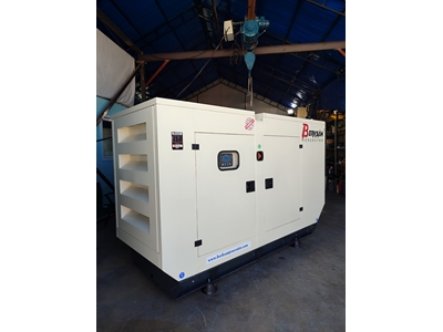 24,8 kVA Dieselgenerator - 1