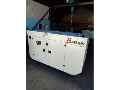 24,8 kVA Dieselgenerator - 3