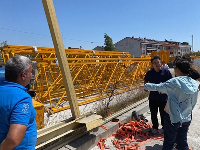 10 Tonnen 65 Meter Mietkran mit Stützarm - 6
