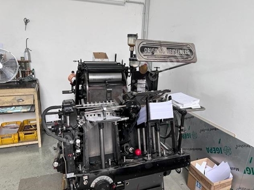 Machine d'impression et de découpe de labels Tiegel 115 Arma de 25 X 35 cm