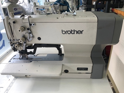 Machine à boutonnière à tête automatique He-800B avec moteur - 1