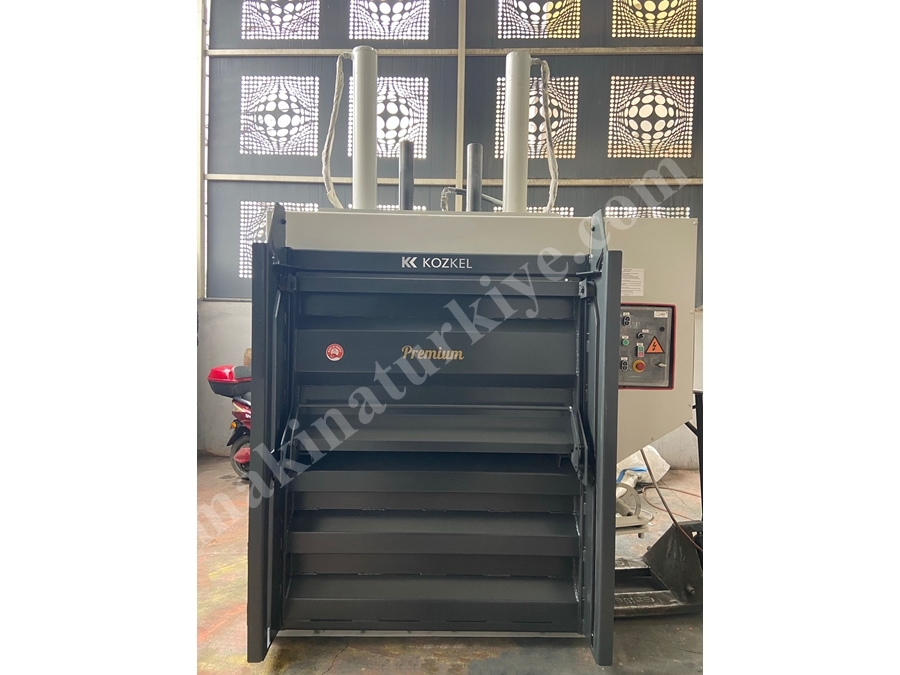 65 Ton Premium Rundballenpresse