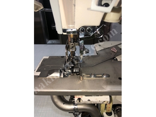 W6635 Left Knife Regulated Stitcher Machine
