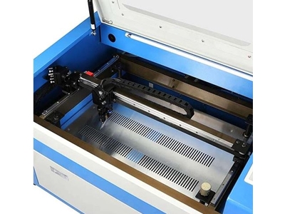 50 W CO2-Laserschneidemaschine - 1