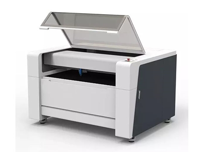 150 W Metallfreie Laser-Schneidemaschine - 1