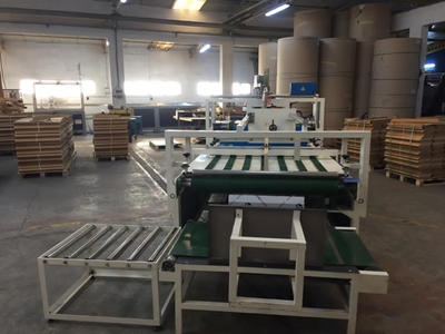 Corrugated Cardboard Box Gluing Machine - 7