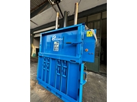 40/750 Kg Vertical Baler Waste Baler Press - 4