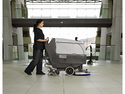 BA/CA 551 Bürsten Akku-Schiebbodenreinigungsmaschine - 2