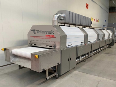Industrial Electromagnetic Microwave Fruit Vegetable Drying Oven - 0
