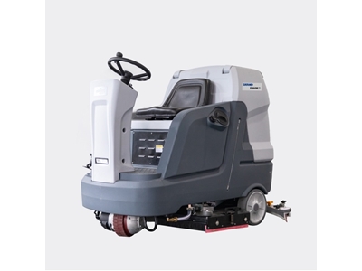 E 860 R Binicili Zemin Temizleme Makinesi  - 0