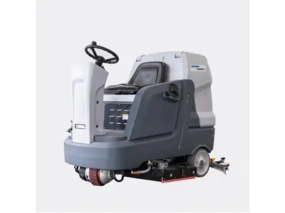 E 860 R Binicili Zemin Temizleme Makinesi 