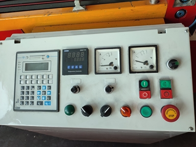 85 cm Side Sealing Machine - 1