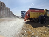 Véhicule d'entretien routier électrique à épandeur de sel de 1,2 m³ - 6