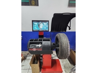 Touch Screen Laser Sonar Tire Balancing Machine - 1