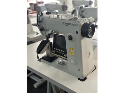 550-16-23 Automatic Sleeve Attaching Machine - 1