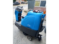 Riding Floor Cleaning Machine  - 4
