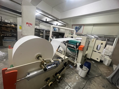 Machine à plier les serviettes en Z à grande vitesse SKM-3L - 2