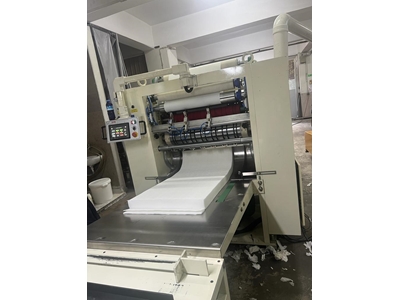 Machine à plier les serviettes en Z à grande vitesse SKM-3L - 4