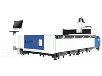 Machine de découpe laser de métaux en fibre 3 kW 3000x1500 mm
