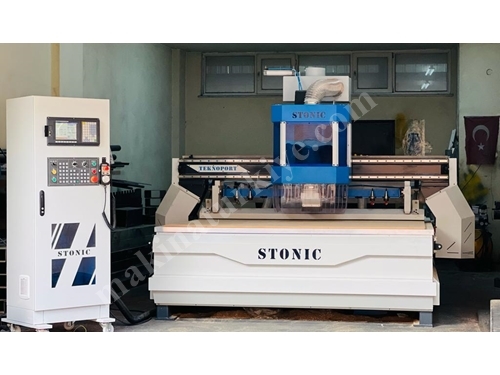 2100X2800 Mm Wooden Cnc Router With Bridge Discharge