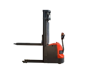 Jac 2 Ton 4.5 Meter Electric Stacker - 2