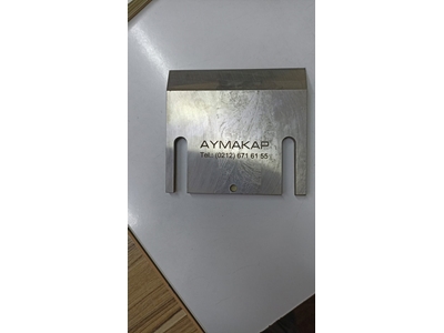Lame de rasoir pour machine