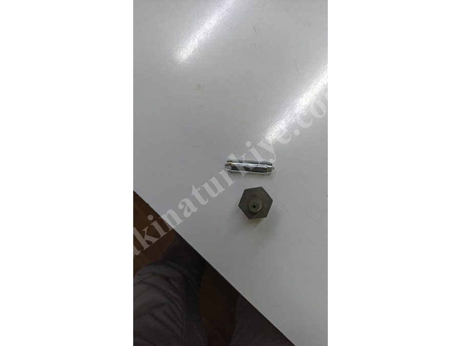 Automatic Steel Crimping Bottom and Top Riveting Set