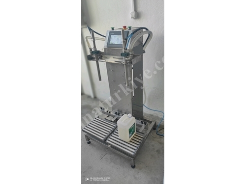 Eco Series Double Nozzle Weighing Liquid Filling Machine