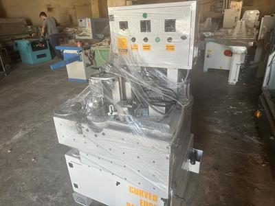 Brand New Robotic Graduated Edge Banding Machine with Curved Edge Gluing Feature - 1