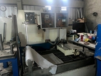 Machine de meulage de finition et de perçage CNC - 1