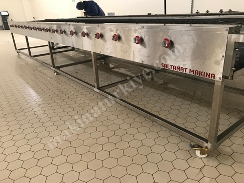 Machine de cuisson de pâtisserie à l'eau de 550 à 600 plateaux en 8 heures