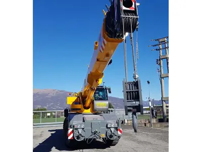 Locatelli 45 Tonnen 32+9 Meter mobiler Kran