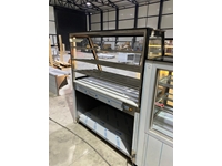 Pastry Counter With Heater - 3