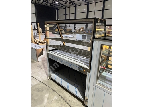 Pastry Counter With Heater