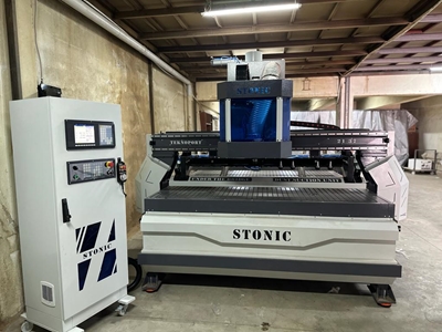 Hiteco Spindel Becker Vakum Wood CNC Router - 1