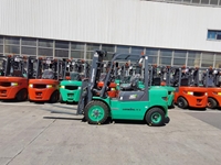 4500 Mm Tripleks Asansörlü Li-İon Forklift - 0