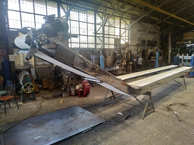 V Type Conveyor with PVC Belt - 2