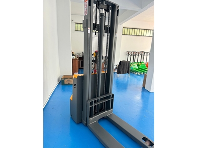 İoslift Es 1530 Pedestrian Controlled Stacker  - 7