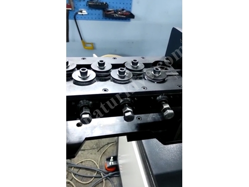 Steel And Precision Wire Straightening Machine