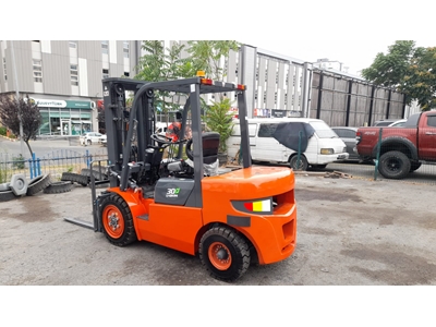 3 Ton 4.80 Triplex Lityum-İon Akülü Forklift - 21